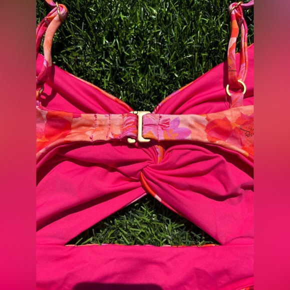 NWT L*space Eco Chic KYSLEE one piece swimsuit. Into the Tropics floral. Size 6 - Picture 6 of 8